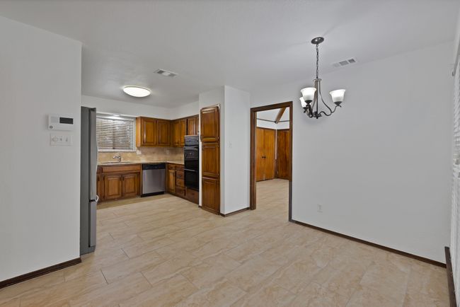 1614 Shadow Moss Way, House other with 3 bedrooms, 3 bathrooms and null parking in Carrollton TX | Image 8
