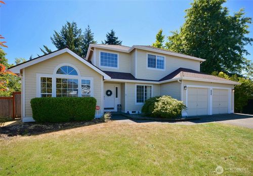 185 Eagle Ridge Dr E, Puyallup, WA, 98374-9214 | Card Image