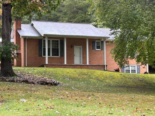 6671 Bradshaw Rd, Salem, VA, 24153 | Card Image