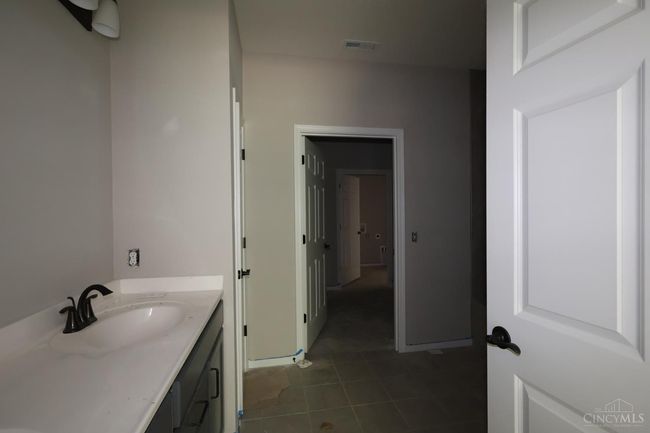 5717 White Pine Ln, House other with 3 bedrooms, 3 bathrooms and null parking in Fairfield Twp OH | Image 18