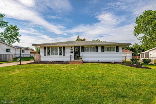 10340 Terrace Ct, Parma, OH, 44130-6019 | Card Image