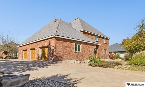 6525 Rolling Hills Ct, Lincoln, NE, 68512-2214 | Card Image