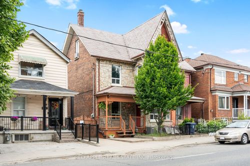 546 Dufferin St, Toronto, ON, M6K2A7 | Card Image
