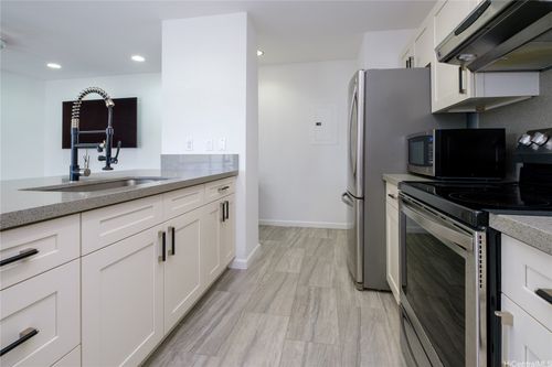 apt-18-95-1140 Makaikai St, Mililani, HI, 96789-4324 | Card Image