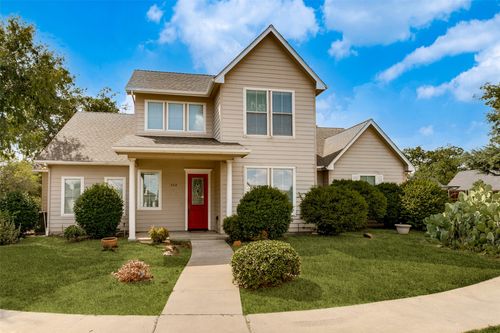 513 Dooley Ct, Grapevine, TX, 76051-5454 | Card Image