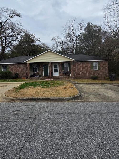 420 20th Ave, Phenix City, AL, 36869-6821 | Card Image