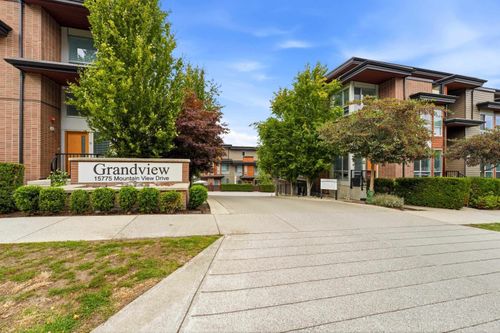 59-15775 Mountain View Drive, Surrey, BC, V3Z0W7 | Card Image