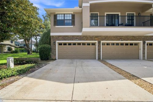 5530 Kinglethill Dr, LITHIA, FL, 33547-3948 | Card Image