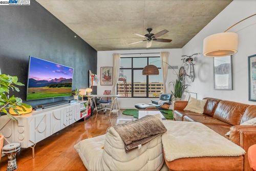 unit-612-288 3rd St, Oakland, CA, 94607-4572 | Card Image