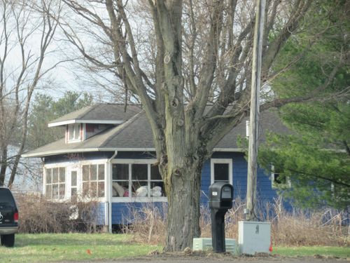 52526 N Us Highway 131, Three Rivers, MI, 49093-9787 | Card Image