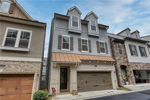 433 Cranleigh Rdg Se, Smyrna, GA, 30080-2001 | Card Image