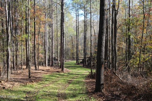 2000 Highway 35, West, MS, 39192 | Card Image