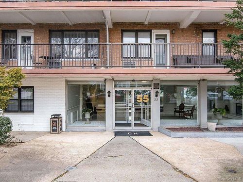 1-b-55 S Bergen Pl, Freeport, NY, 11520-3561 | Card Image