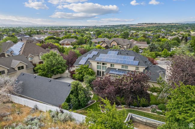 Aerial perspective of suburban area | Image 83