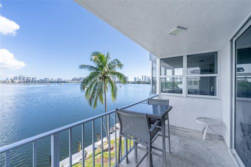 apt-4f-16546 Ne 26th Ave, North Miami Beach, FL, 33160-4060 | Card Image