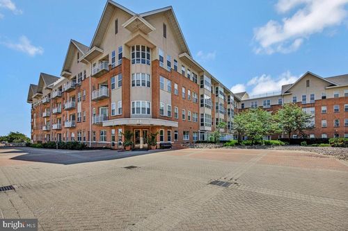 apt-129-23 Pierside Dr, BALTIMORE, MD, 21230-5466 | Card Image