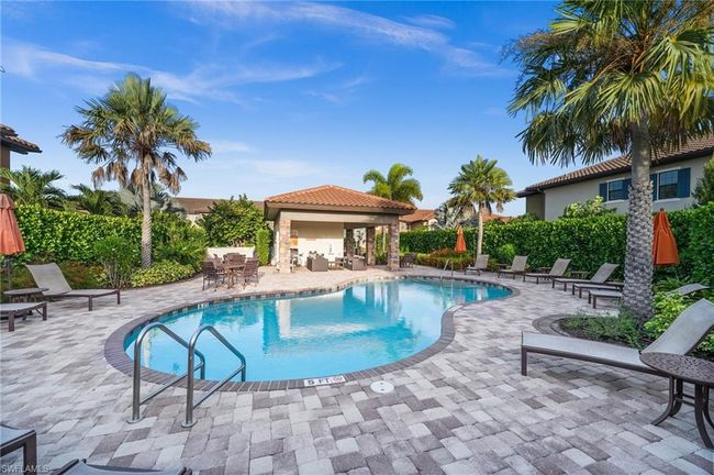202 - 9366 Pocida Ct, Condo with 2 bedrooms, 2 bathrooms and 1 parking in Naples FL | Image 44