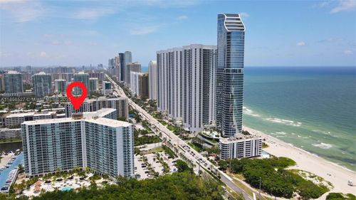 apt-308-100 Bayview Dr, Sunny Isles Beach, FL, 33160-4752 | Card Image