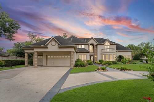 1830 Forest Gate Cir, Sugar Land, TX, 77479-6182 | Card Image