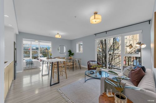 207-111 E 3rd St, North Vancouver, BC, V7L0C6 | Card Image