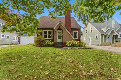 39 Broad St N, Battle Creek, MI, 49017-4703 | Card Image