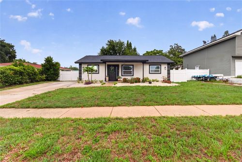 1435 Burning Tree Rd, TARPON SPRINGS, FL, 34689-3801 | Card Image