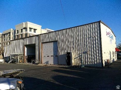 4244 S State St, Millcreek, UT, 84107-1515 | Card Image