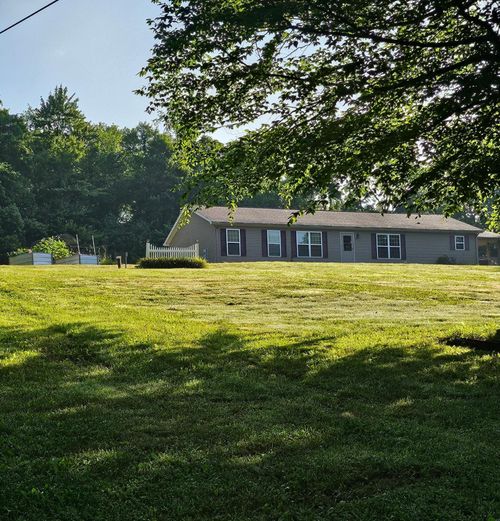 7882 State Route 669 Ne, Somerset, OH, 43783-6500 | Card Image