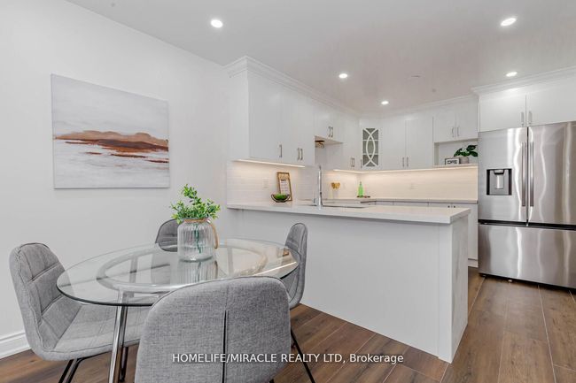 44 Leatherhead Crt, House other with 6 bedrooms, 5 bathrooms and 2 parking in Brampton ON | Image 10