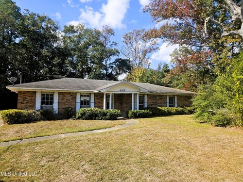 4325 Robinway Dr, Moss Point, MS, 39563-3731 | Card Image