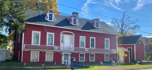 4 Townsend St, Pepperell, MA, 01463-4219 | Card Image