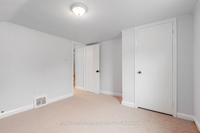58 Main St N, House attached with 3 bedrooms, 1 bathrooms and 2 parking in Newmarket ON | Image 24