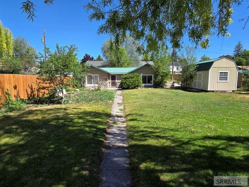 391 6th St, Idaho Falls, ID, 83401-4707 | Card Image