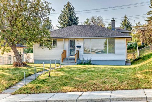 515 33 Ave Ne, Calgary, AB, T2E2J2 | Card Image