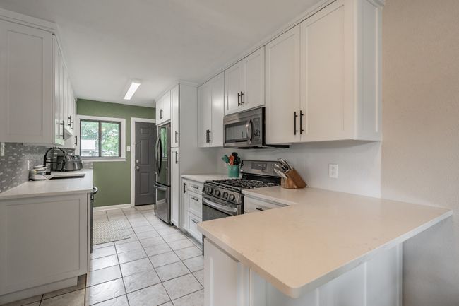 600 Brookfield Dr, House other with 3 bedrooms, 2 bathrooms and null parking in Hurst TX | Image 10