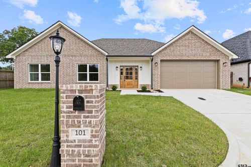 101 Champions Dr, Hallsville, TX, 75650-6022 | Card Image