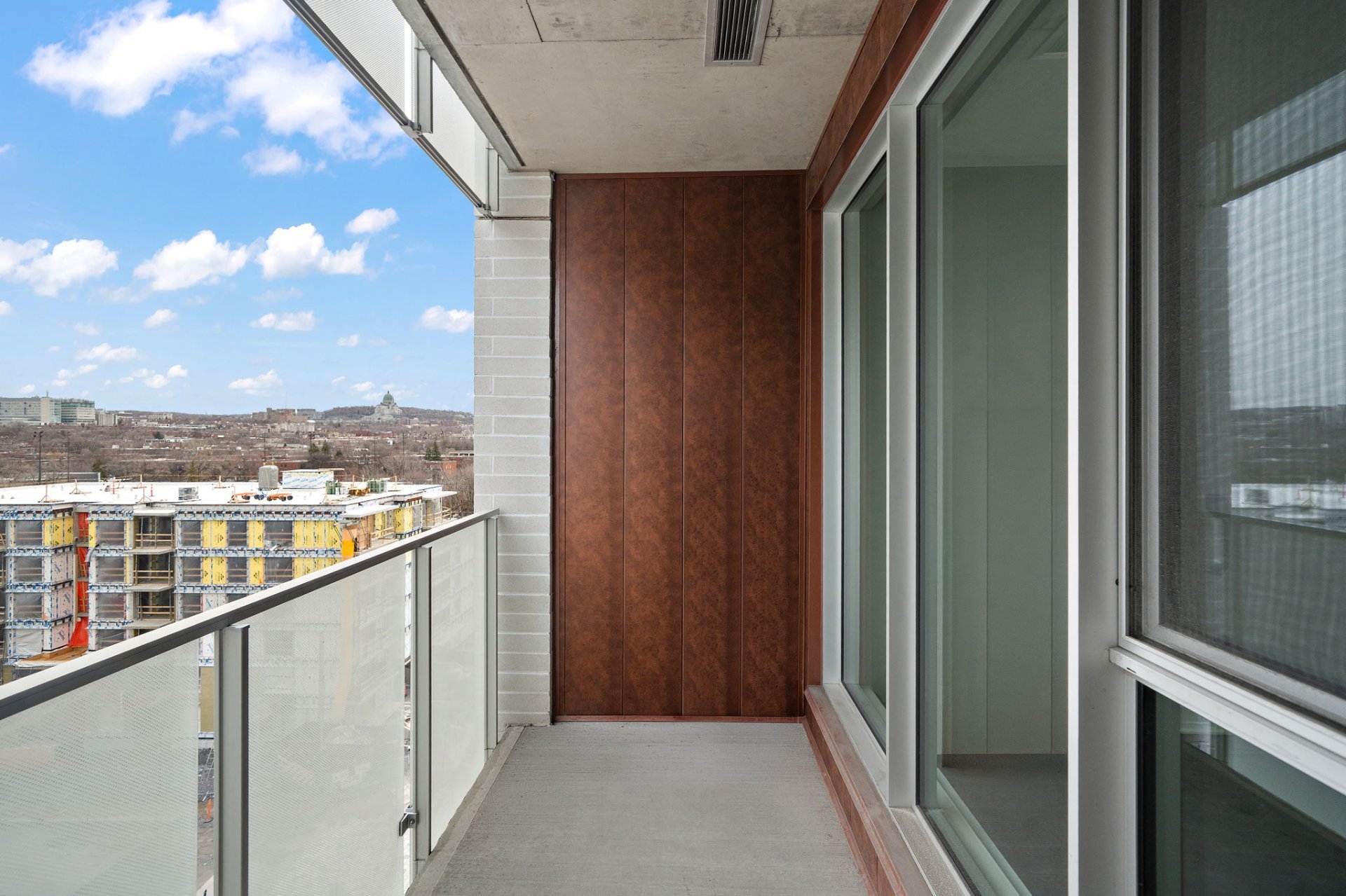 Residential Lease in Montréal (Côte-des-Neiges/Notre-Dame-de-Grâce) 4