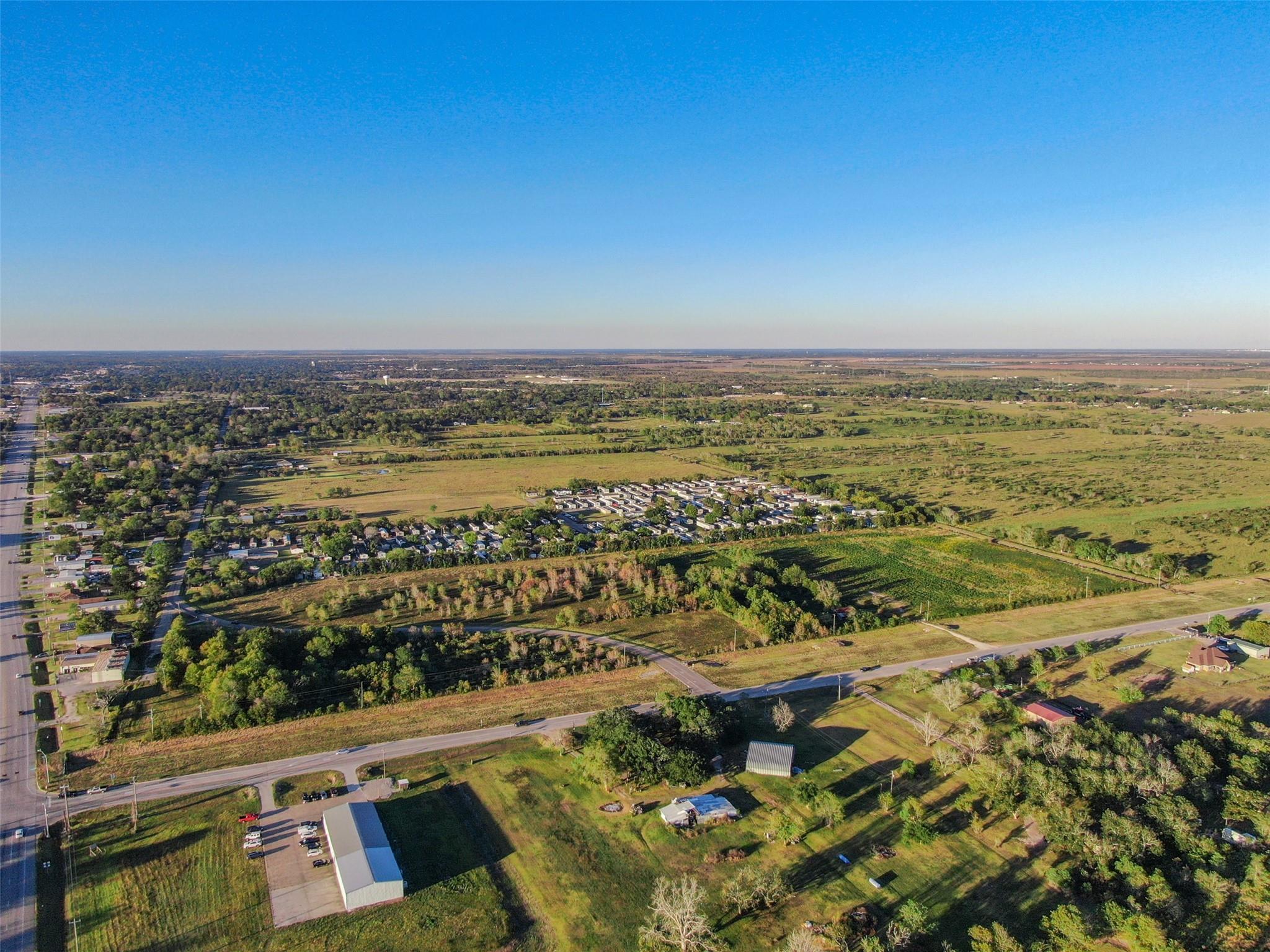 Farm in Angleton 4