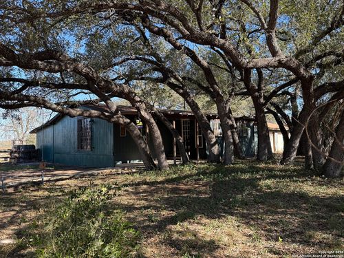 6770 Fm 2200 W, Moore, TX, 78057-2523 | Card Image