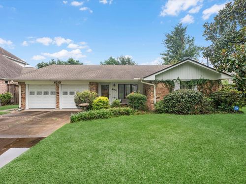 4910 Yarwell Dr, Houston, TX, 77096-4235 | Card Image