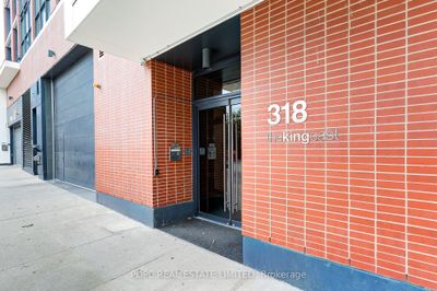 716 - 318 King St E, Condo with 2 bedrooms, 2 bathrooms and 1 parking in Toronto ON | Image 2