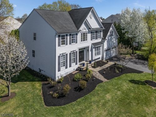36 Crestview Dr, Clinton, NJ, 08809-2046 | Card Image