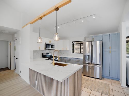 68-1930 Puu Nui St, WAIKOLOA, HI, 96738-5236 | Card Image