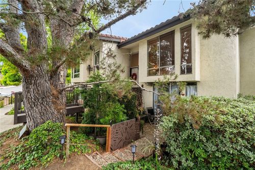 b-2400 Altisma Way, Carlsbad, CA, 92009 | Card Image