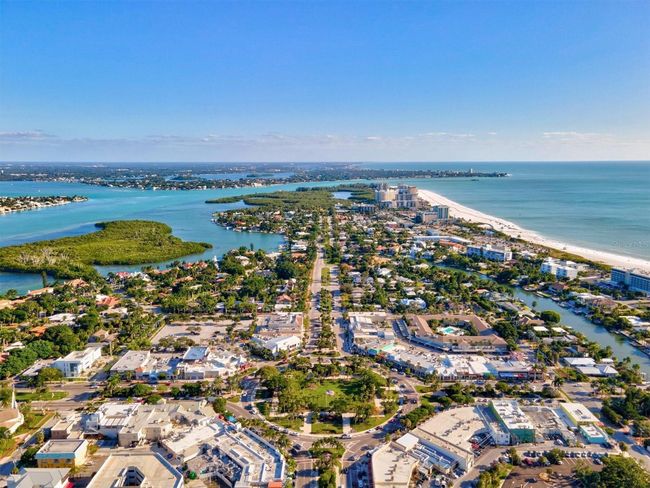 UNIT-103 - 1100 Imperial Dr, House other with 2 bedrooms, 2 bathrooms and null parking in Sarasota FL | Image 88