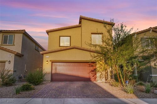 8284 Palladium St, Las Vegas, NV, 89113-4133 | Card Image