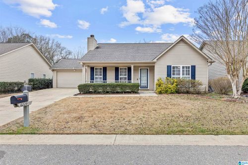 6229 Russet Landing Cir, Birmingham, AL, 35244-4633 | Card Image