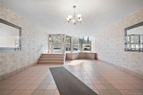 apt-4j-6535 Broadway, Bronx, NY, 10471-2025 | Card Image