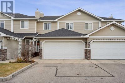 16 - 117 Bow Ridge Dr, Townhouse with 3 bedrooms, 3 bathrooms and 3 parking in Cochrane AB | Image 2