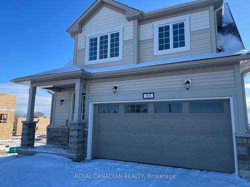 {{alt}} | Card Image